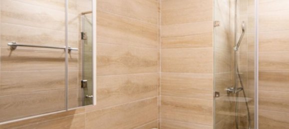 2 rooms Office in District 1, Vietnam No. 17890 3