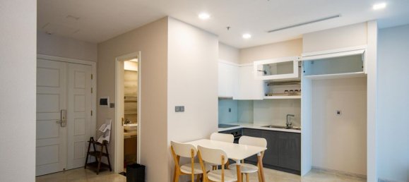 2 rooms Office in District 1, Vietnam No. 17890 7