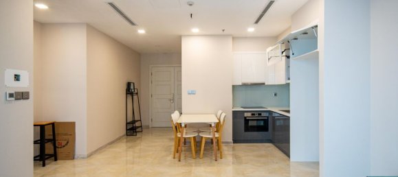 2 rooms Office in District 1, Vietnam No. 17890 4