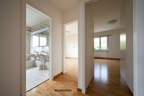 Apartamento de 5 habitaciónes en Mittelsachsen, Germany No. 207966