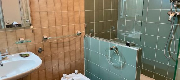 Apartamento de 3 dormitorios en Montmorency, France No. 188039 6