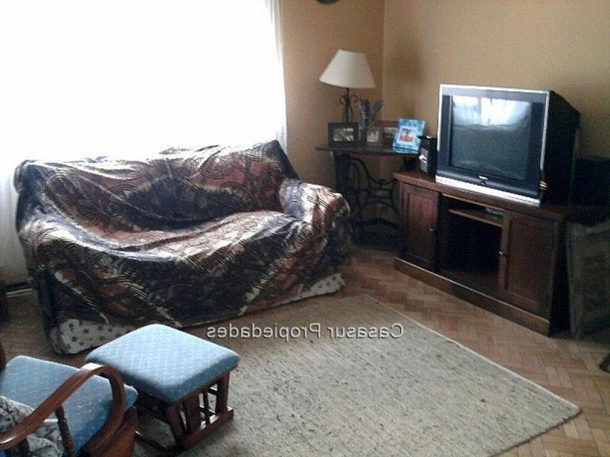 3 bedrooms House in Montevideo, Uruguay No. 12284