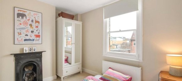 3 bedrooms House in London, United Kingdom No. 3558 9