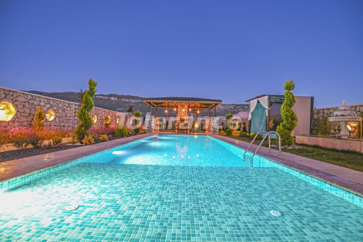 Villa 2+1 in Kalkan, Turkey No. 12179