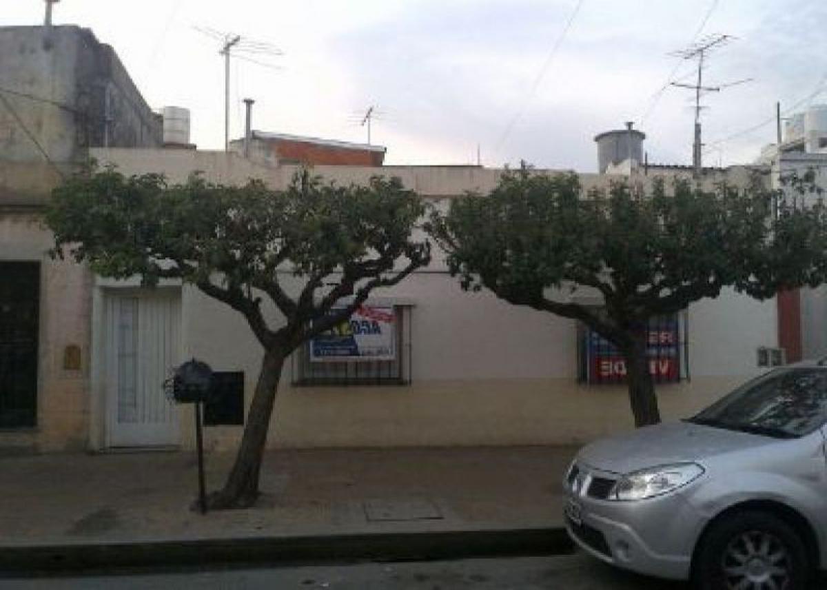 2 bedrooms House in Bermudez, Argentina No. 61948