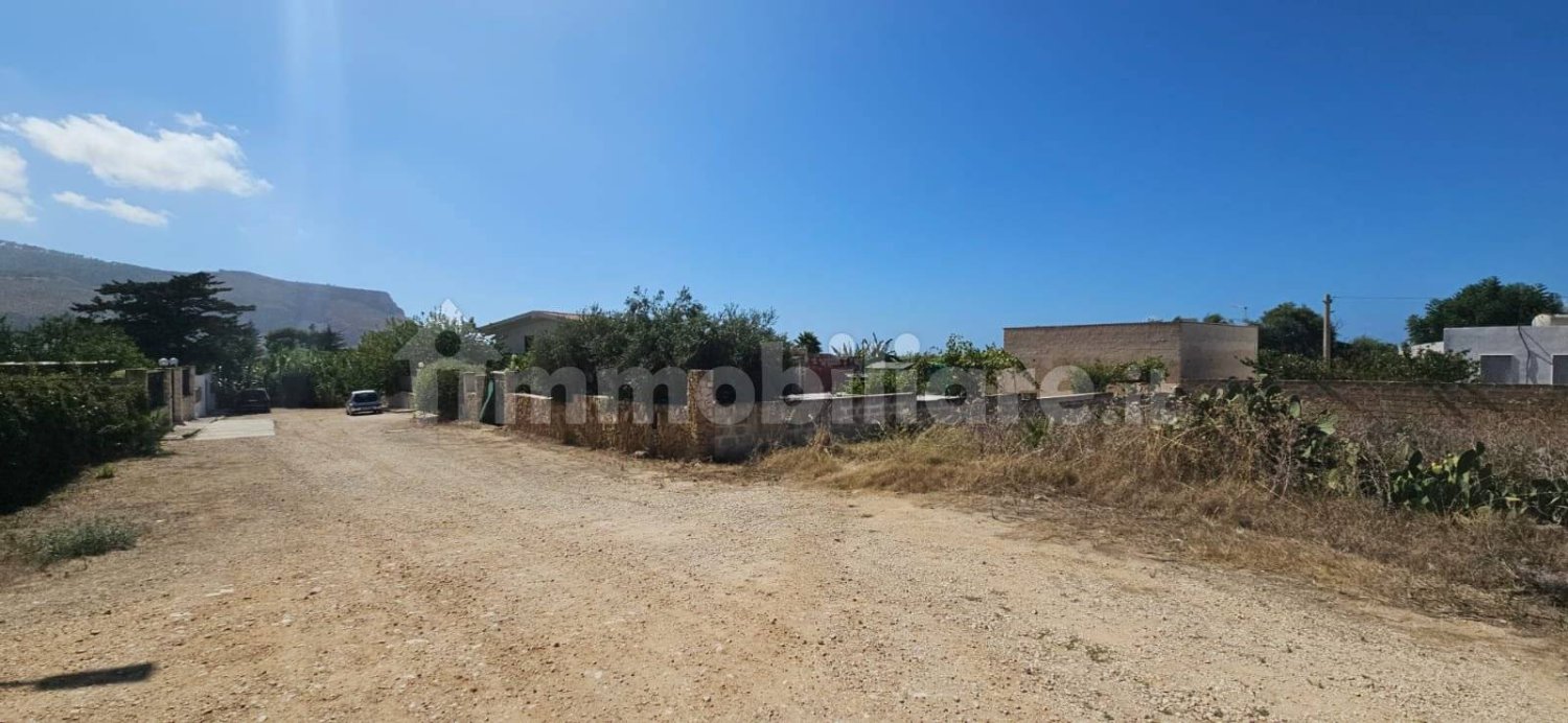 500m² Land in Valderice, Italy No. 286455