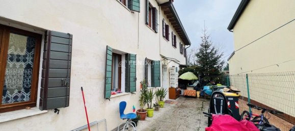 3 rooms House in Padua, Italy No. 12667 10