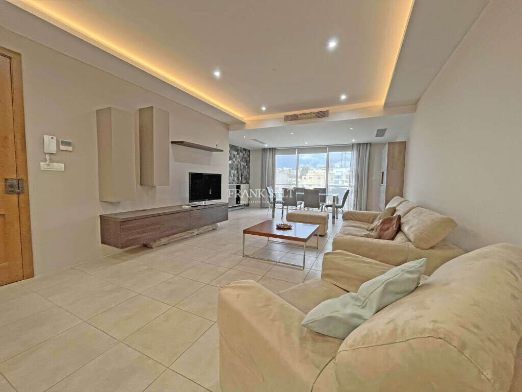 Пентхаус с 3 спальнями в Свийи, Мальта № 9019