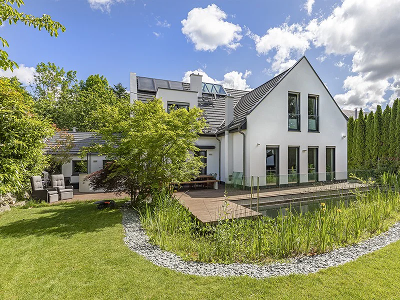 5 Schlafzimmer Villa in Hochtaunuskreis, Germany, Nr. 323079