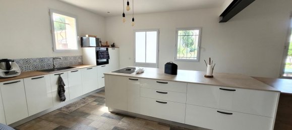 6 bedrooms House in Narbonne, France No. 38053 11