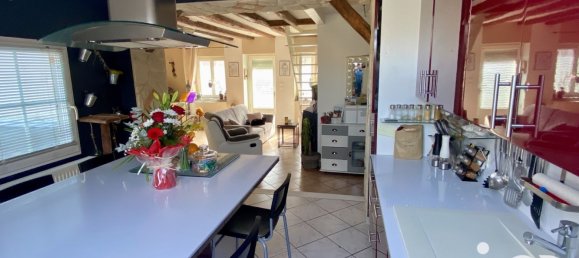 3 غرف نوم تاون هاوس في Monnaie, France رقم 84377 8