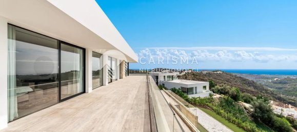 5 bedrooms House in Malaga, Spain No. 58995 26