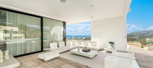 5 bedrooms House in Malaga, Spain No. 58995 3