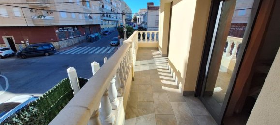 3 dormitorios сasa en venta en Torrevieja, Alicante, Comunidad Valenciana, Spain № 365761 17