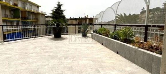 2 rooms Penthouse in Sanremo, Italy No. 236946 17