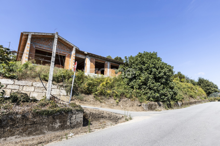  قطعة أرض في Guimaraes, Portugal رقم 15121