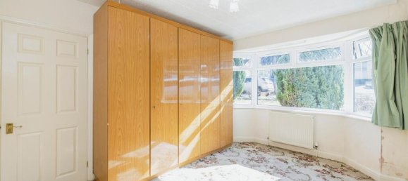 2 bedrooms Bungalow in Watford, United Kingdom No. 6213 9