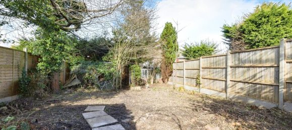 2 bedrooms Bungalow in Watford, United Kingdom No. 6213 21