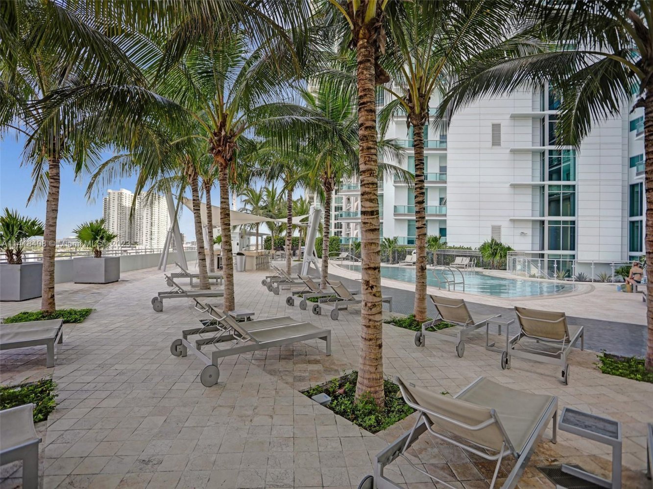 1 dormitorio propiedad comercial en venta en Miami, Miami-Dade, Florida, USA № 613469