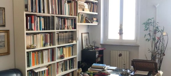 5 rooms Apartment in Perugia, Italy No. 73179 16