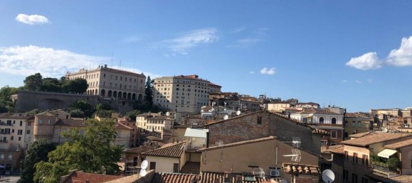 5 rooms Apartment in Perugia, Italy No. 73179 13