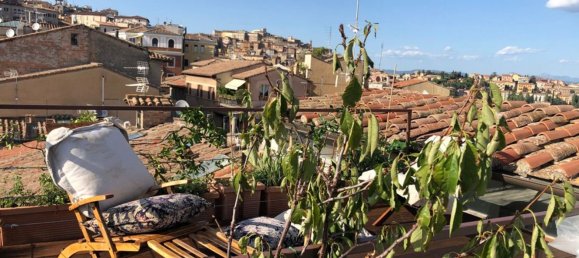 5 rooms Apartment in Perugia, Italy No. 73179 10