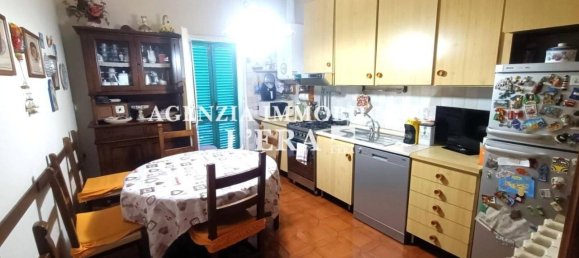 Apartamento de 5 divisões em Pontedera, Italy N.º 72483 5
