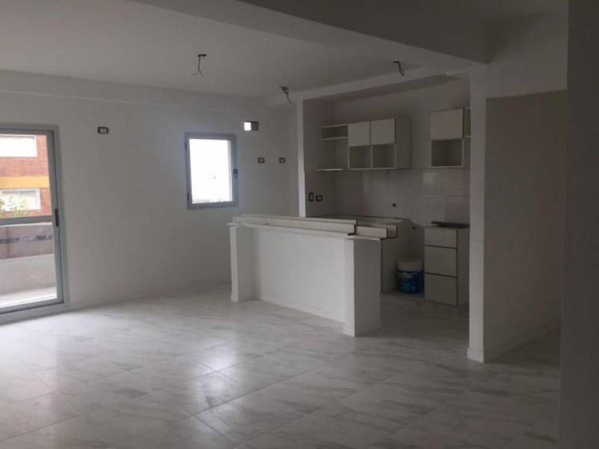 2 bedrooms Apartment in Tres de Febrero, Argentina No. 160