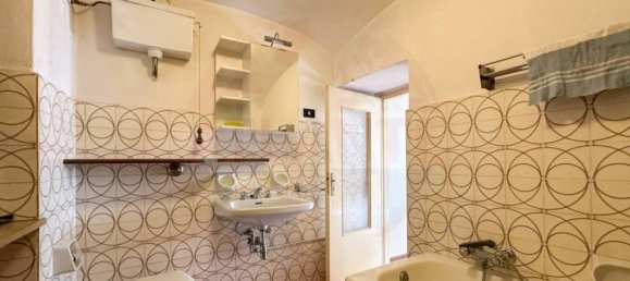 8-Zimmer Haus in Terzo, Italy, Nr. 38766 7