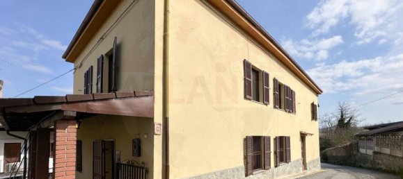 8-Zimmer Haus in Terzo, Italy, Nr. 38766 26