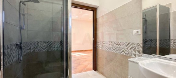 8-Zimmer Haus in Terzo, Italy, Nr. 38766 20