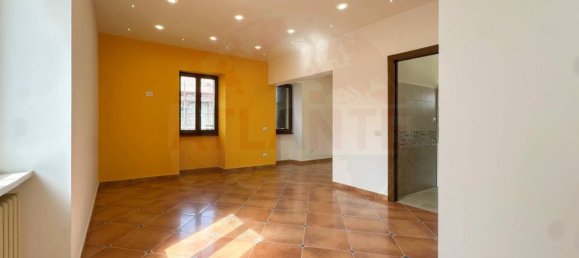 8-Zimmer Haus in Terzo, Italy, Nr. 38766 22