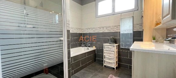 3 chambres Maison à Louvres, France No. 183335 10