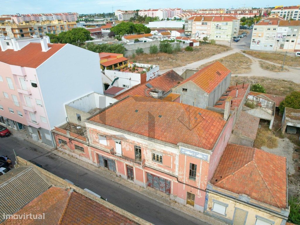 9 bedrooms Building in Montijo, Portugal No. 325846