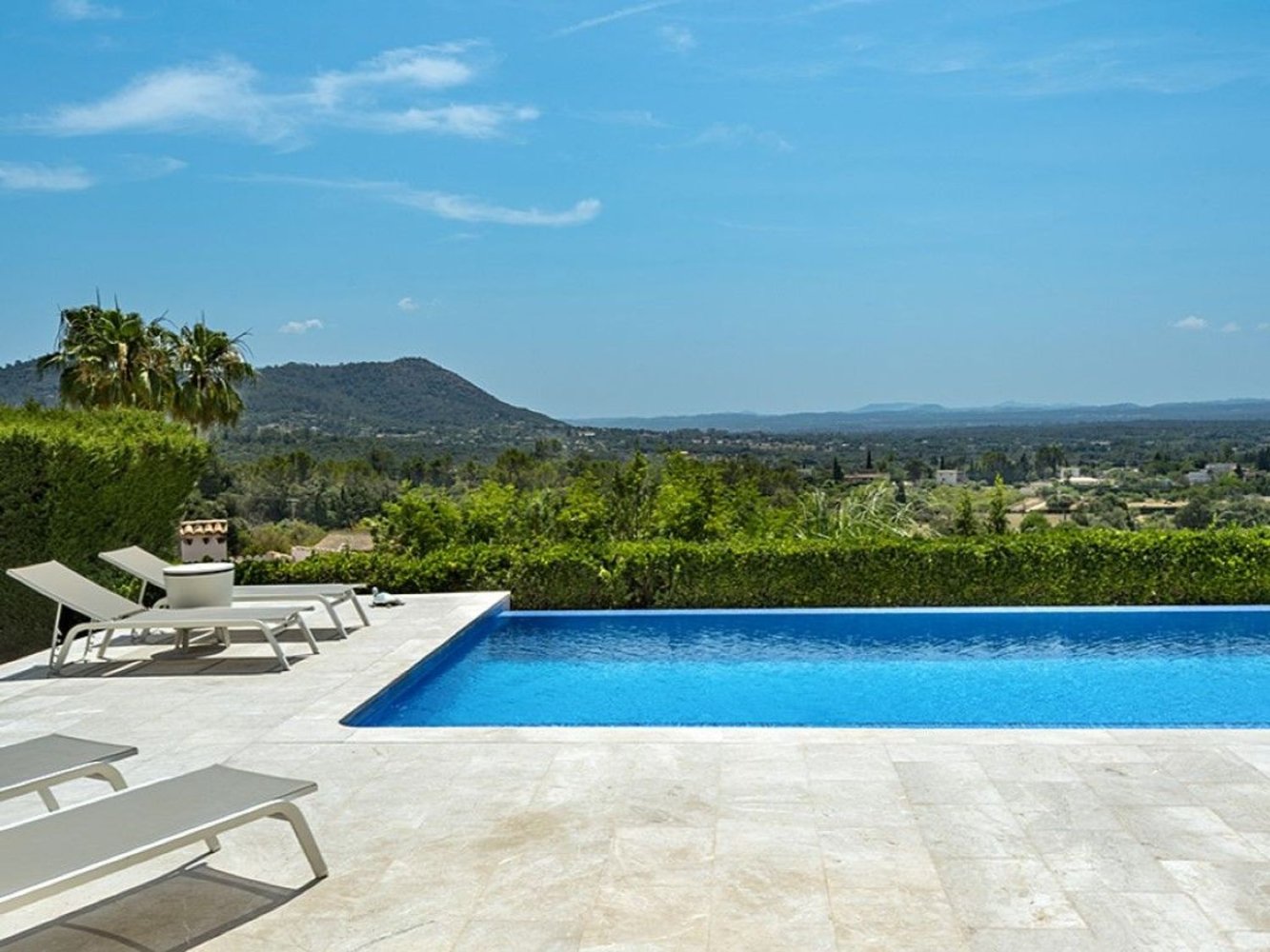 Casa de 4 dormitorios en Inca, Spain No. 144490