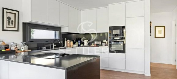 3 bedrooms House in Cascais, Portugal No. 129315 8