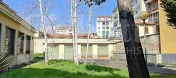 Oficina en Biella, Italy 2850 m² No. 57946 12