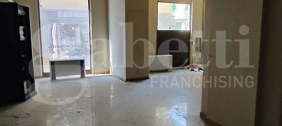 Oficina en Biella, Italy 2850 m² No. 57946 6