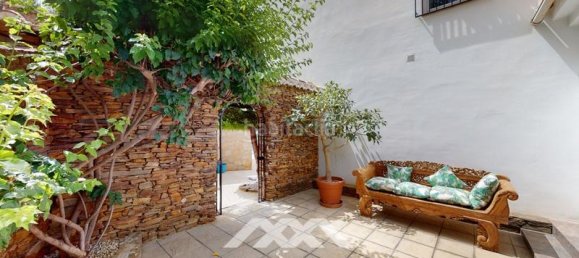 4 bedrooms Villa in Sayalonga, Spain No. 45998 13