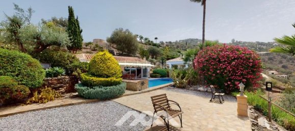 4 bedrooms Villa in Sayalonga, Spain No. 45998 25