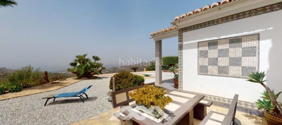 4 bedrooms Villa in Sayalonga, Spain No. 45998 26