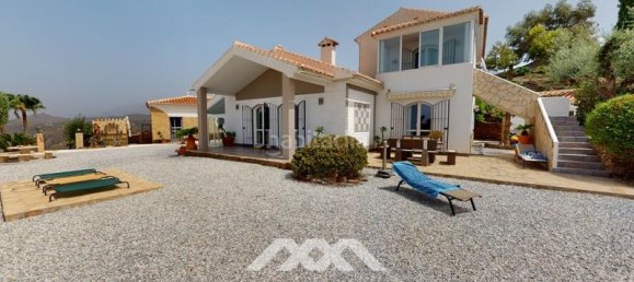 4 bedrooms Villa in Sayalonga, Spain No. 45998 24