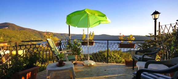 3غرفة منزل ذو طابقين في Marino, Italy رقم 46711 31