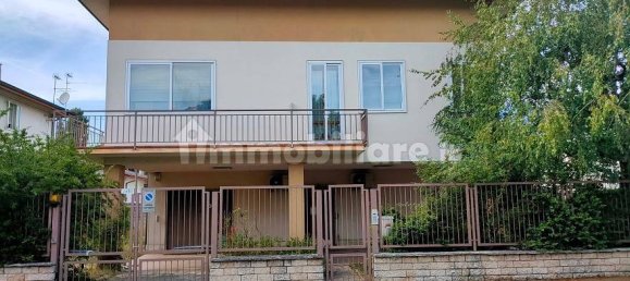 3 bedrooms Villa in Legnago, Italy No. 272910 2
