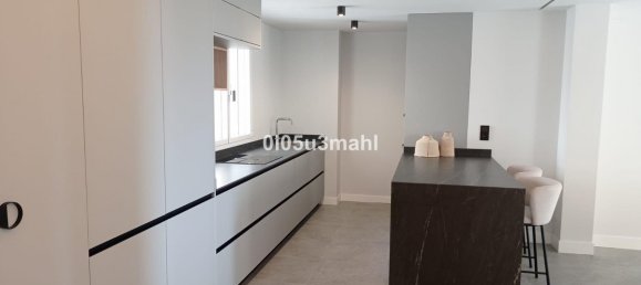 3 bedrooms Apartment in Malaga, Spain No. 135035 11
