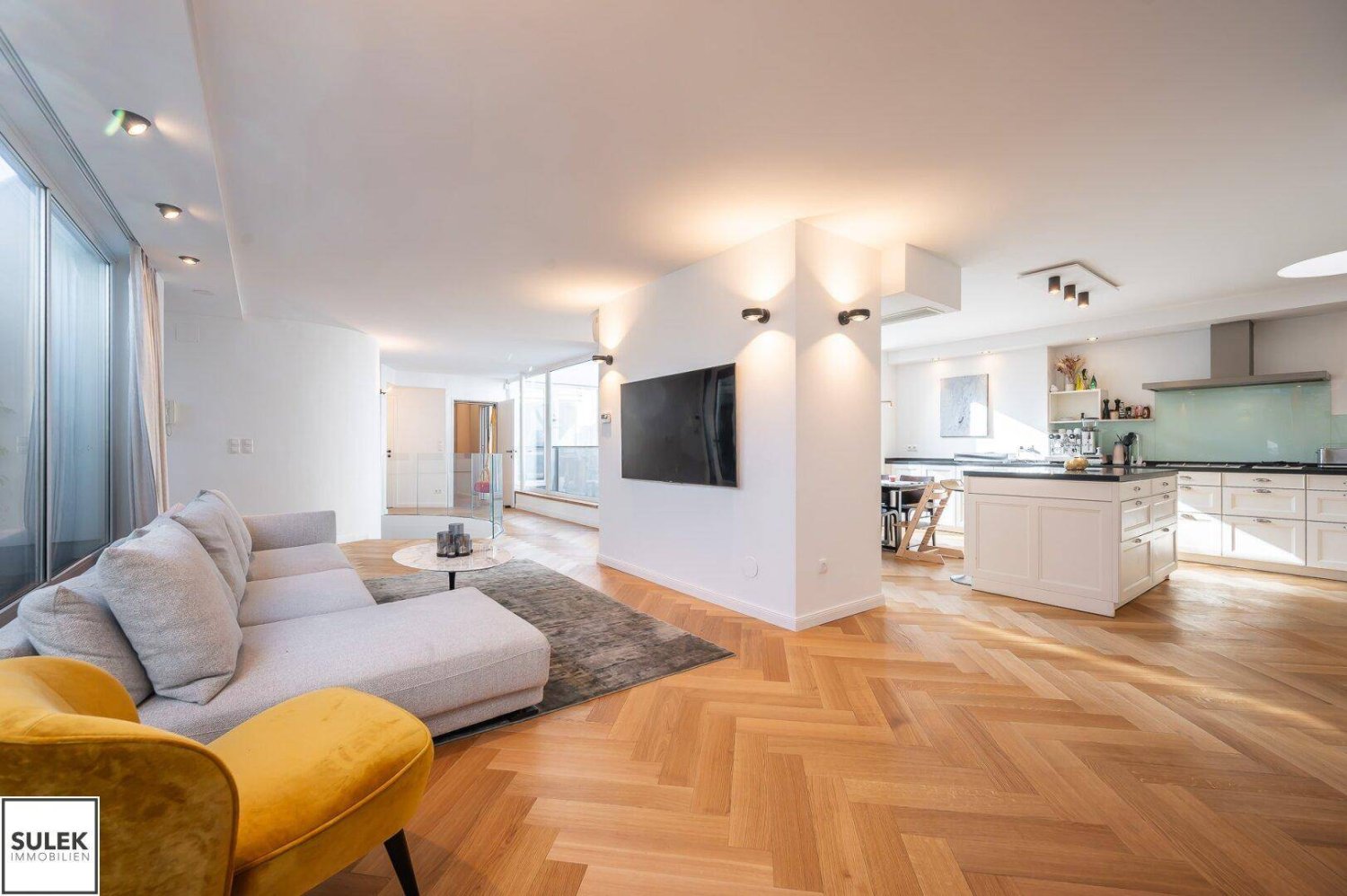 4 rooms Penthouse in Mariahilf, Austria No. 144793