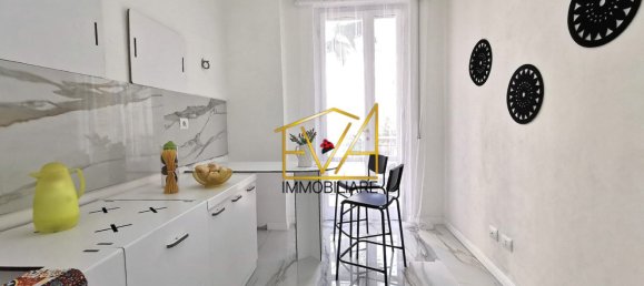 9 rooms Apartment in Livorno, Italy No. 228680 6