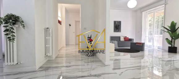 9 rooms Apartment in Livorno, Italy No. 228680 2