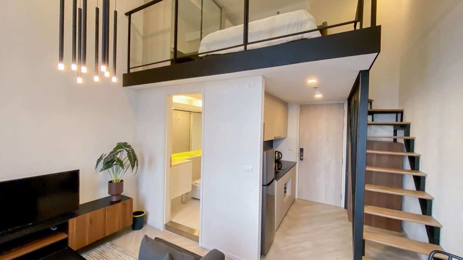 1 bedroom Condo in RAMADA PLAZA RESIDENCE Bangkok, Thailand No. 27927
