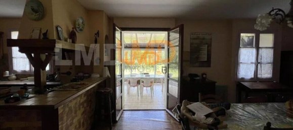 5 bedrooms Villa in Aveyron, France No. 341801 2